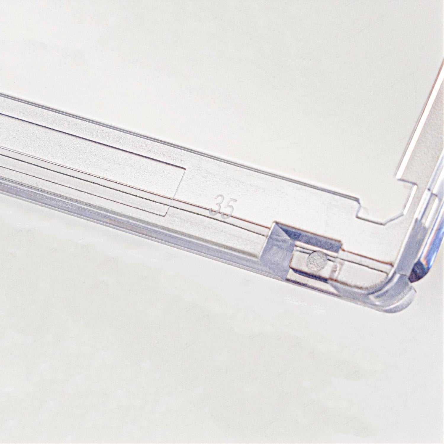 35 pt Magnetic Card Holder