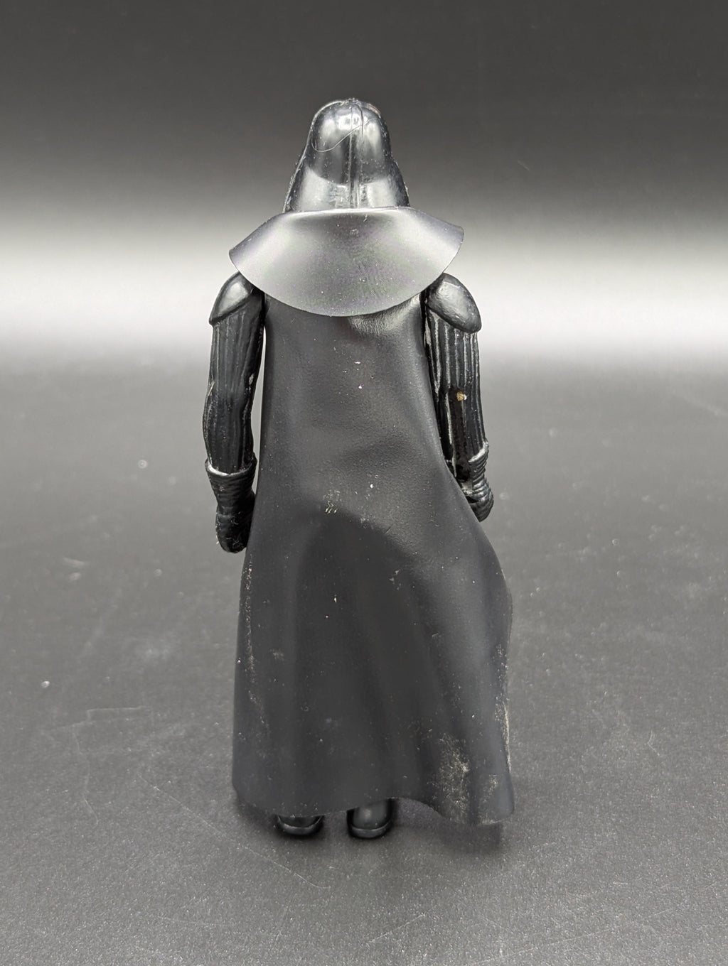 Original Kenner Vintage Star Wars Action Figure 3.75" Tall 1977 Darth Vader (Missing Light Saber)