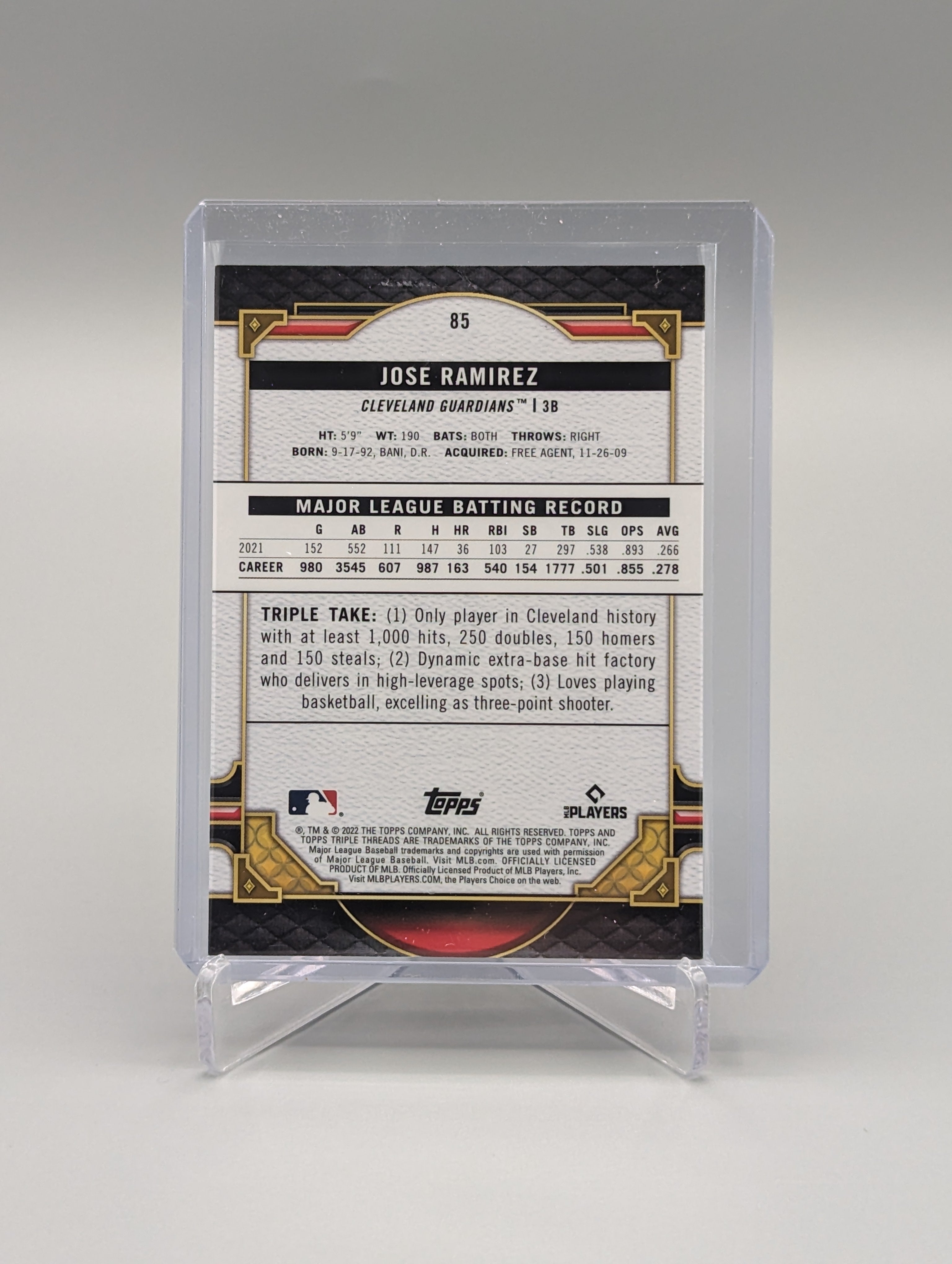 2022 Topps Triple Threads Amber #85 Jose Ramirez Guardians #/199