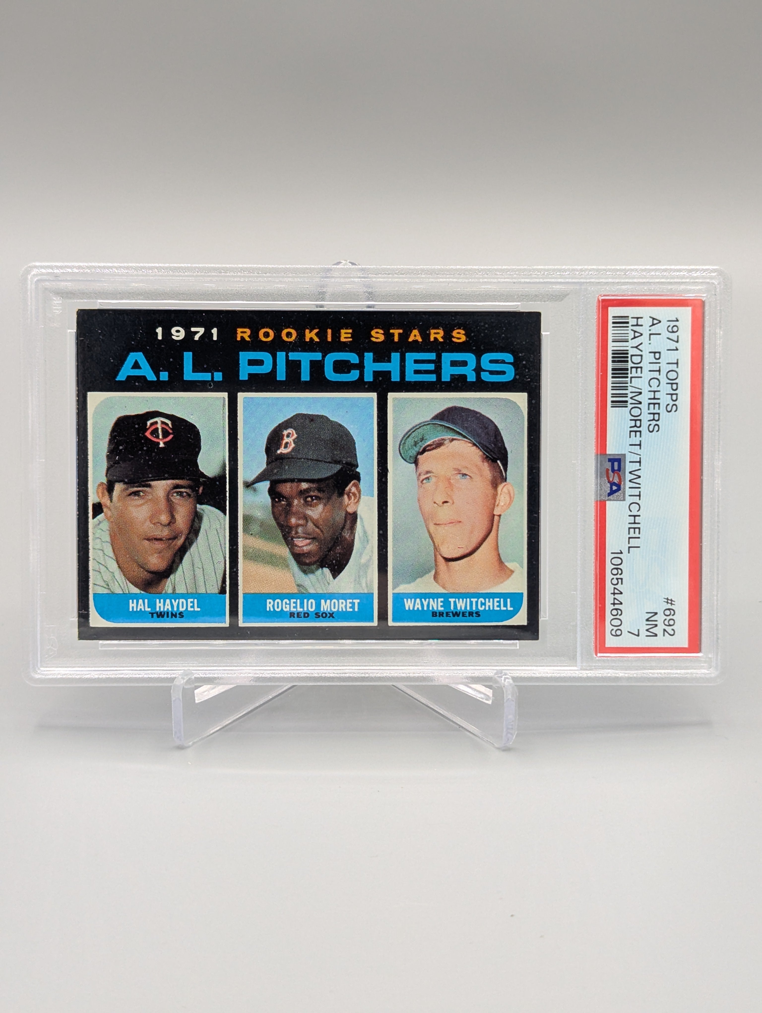 1971 Topps #692 A.L. Pitchers Haydel/Moret/Twitchell PSA7