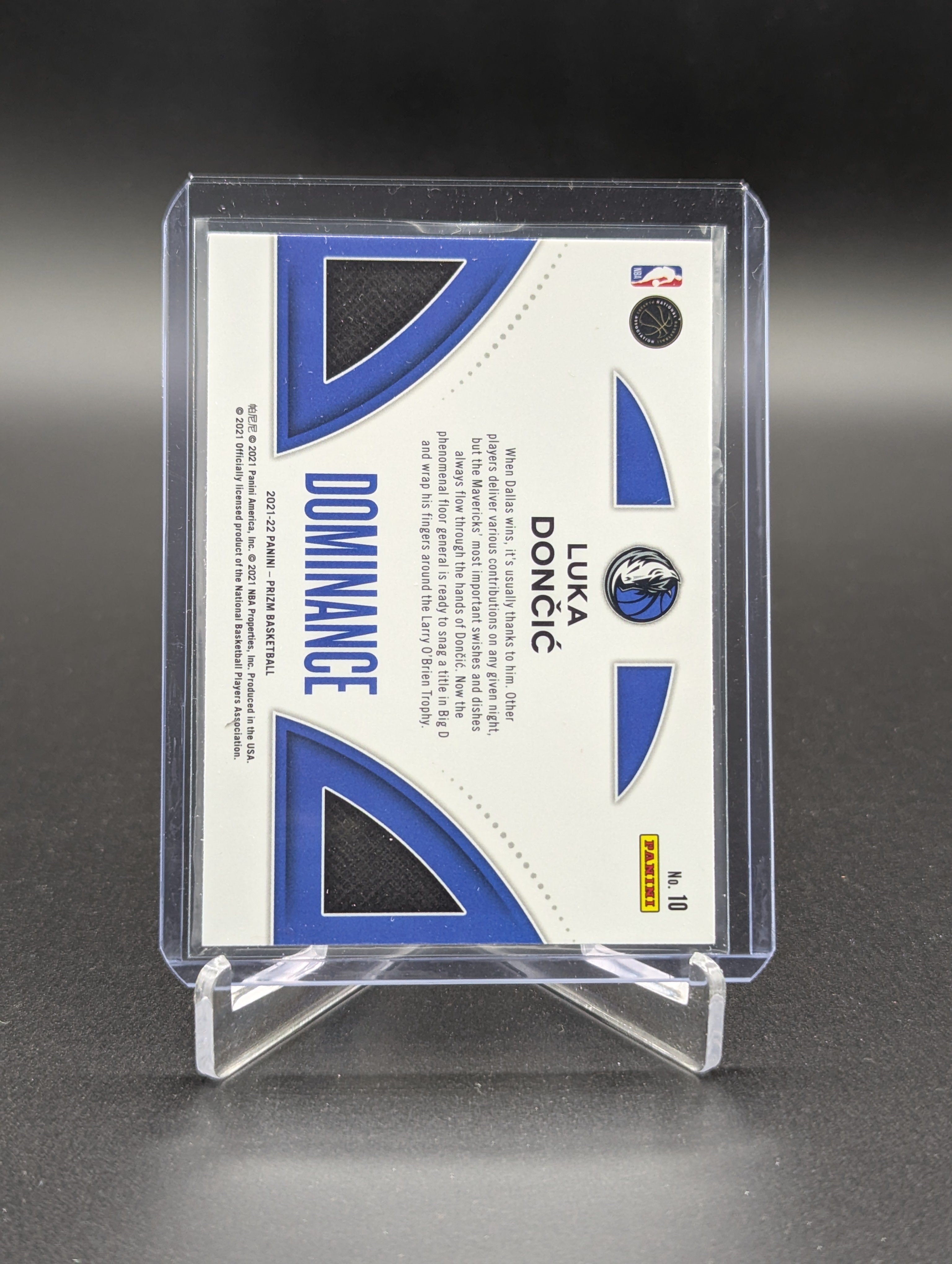 2021-22 Panini Prizm Dominance #10 Luka Doncic Mavericks
