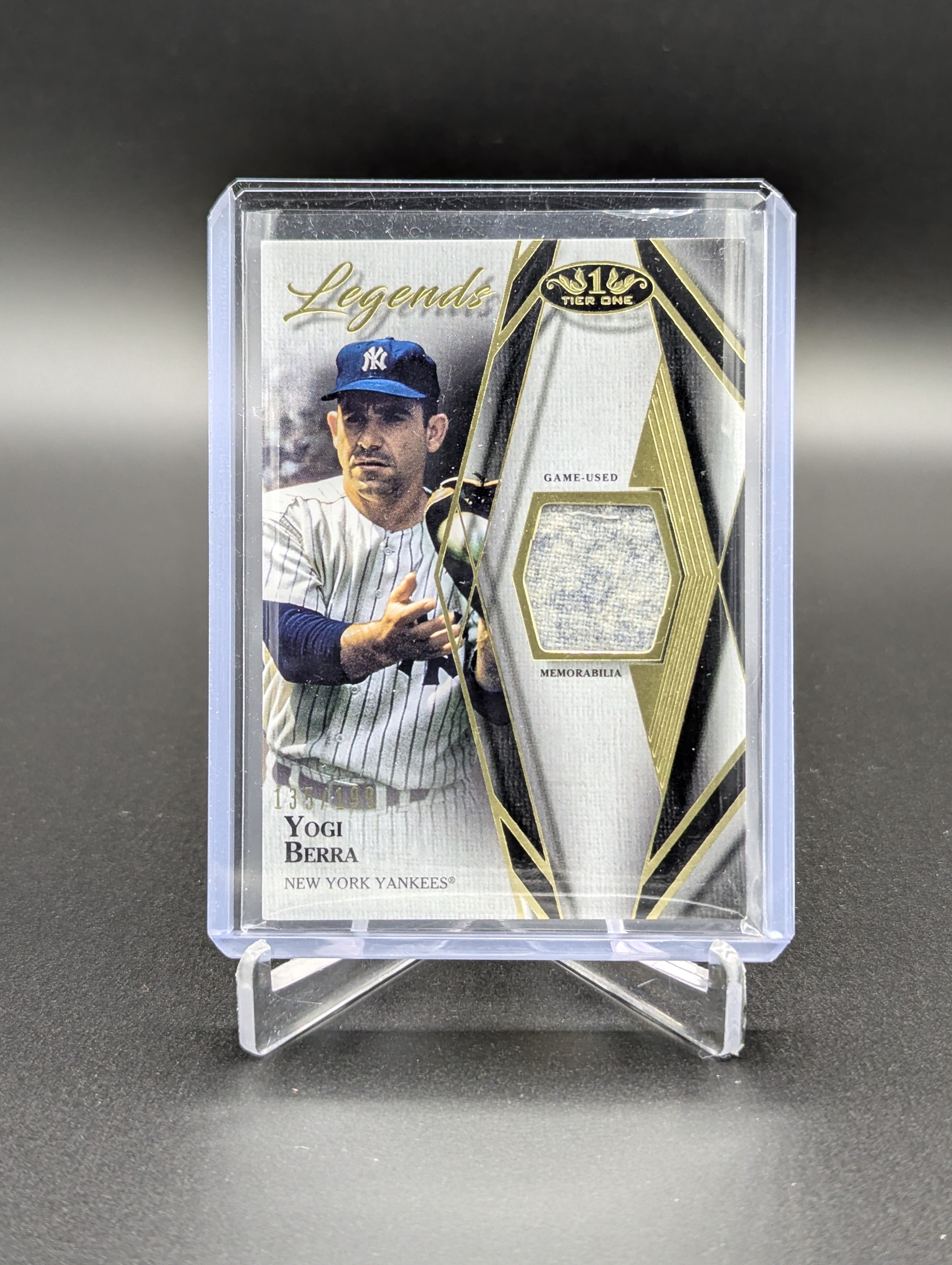 2022 Topps Tier One Legends Relic /199 #T1LR-YB Yogi Berra Yankees