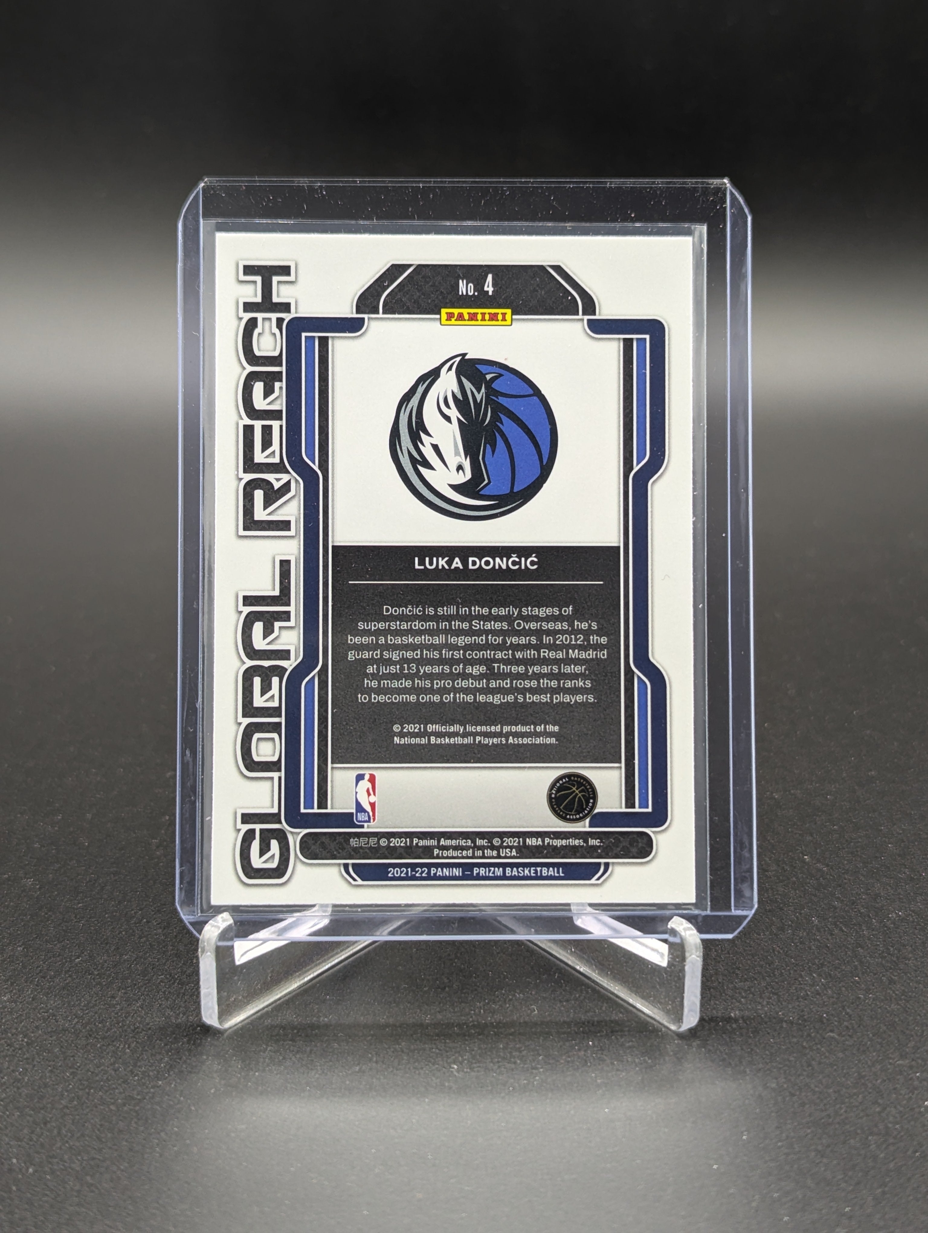 2021-22 Panini Prizm Global Reach #4 Luka Doncic Mavericks