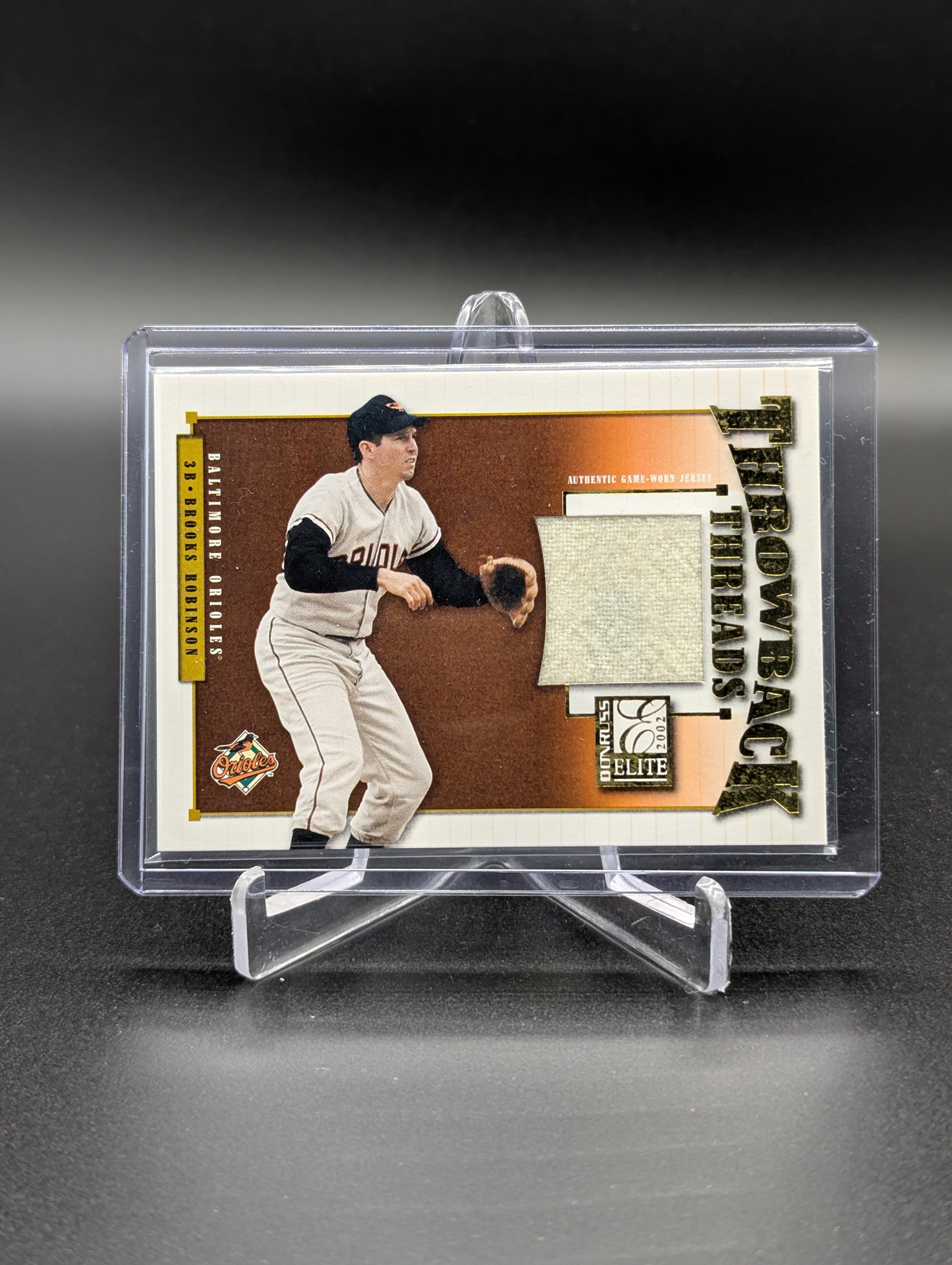 2002 Donruss Elite Throwback Threads /100 #TT-38 Brooks Robinson Orioles
