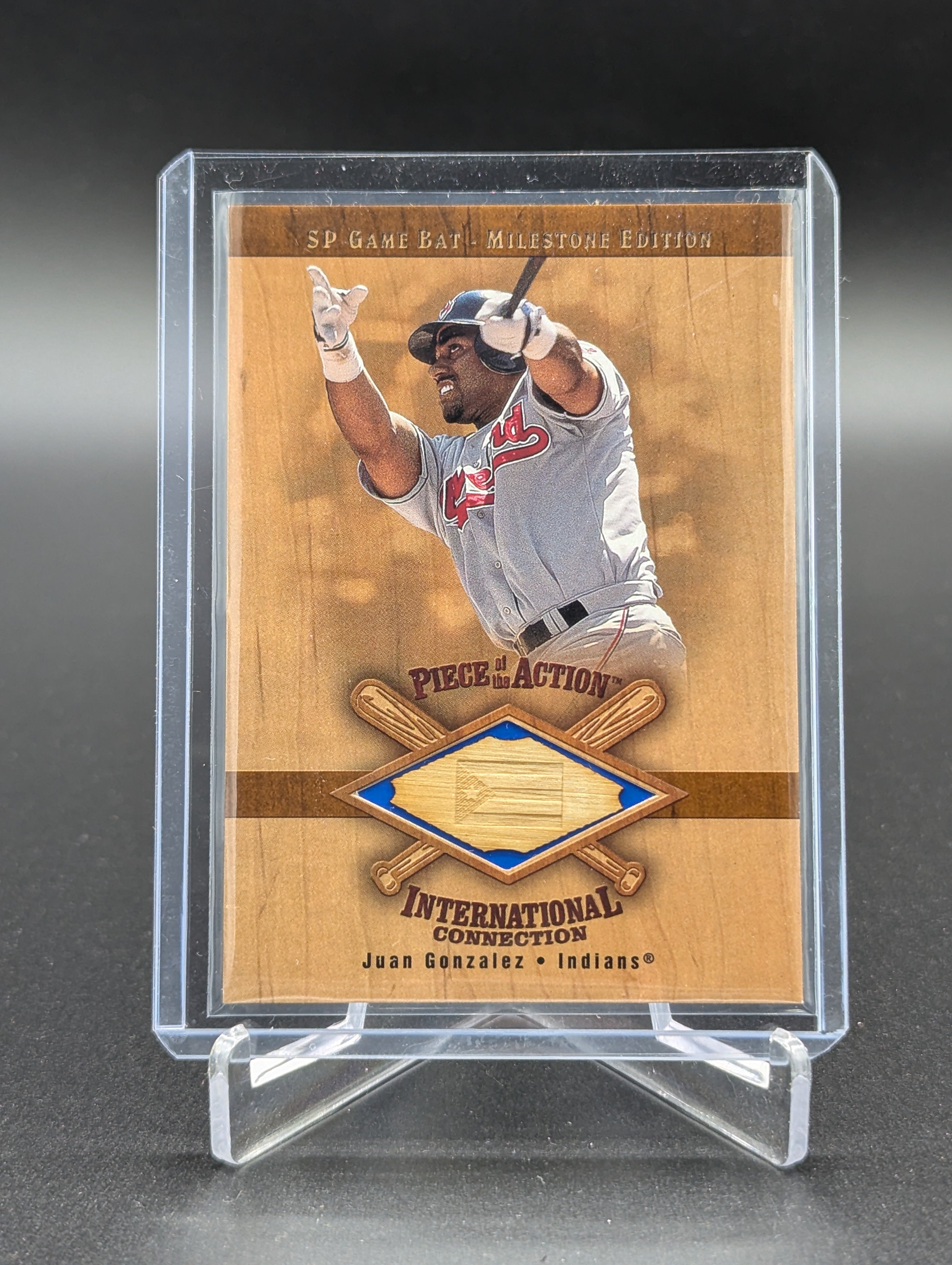 2001 Upper Deck SP Game Bat Milestone #M-JG Juan Gonzalez Indians