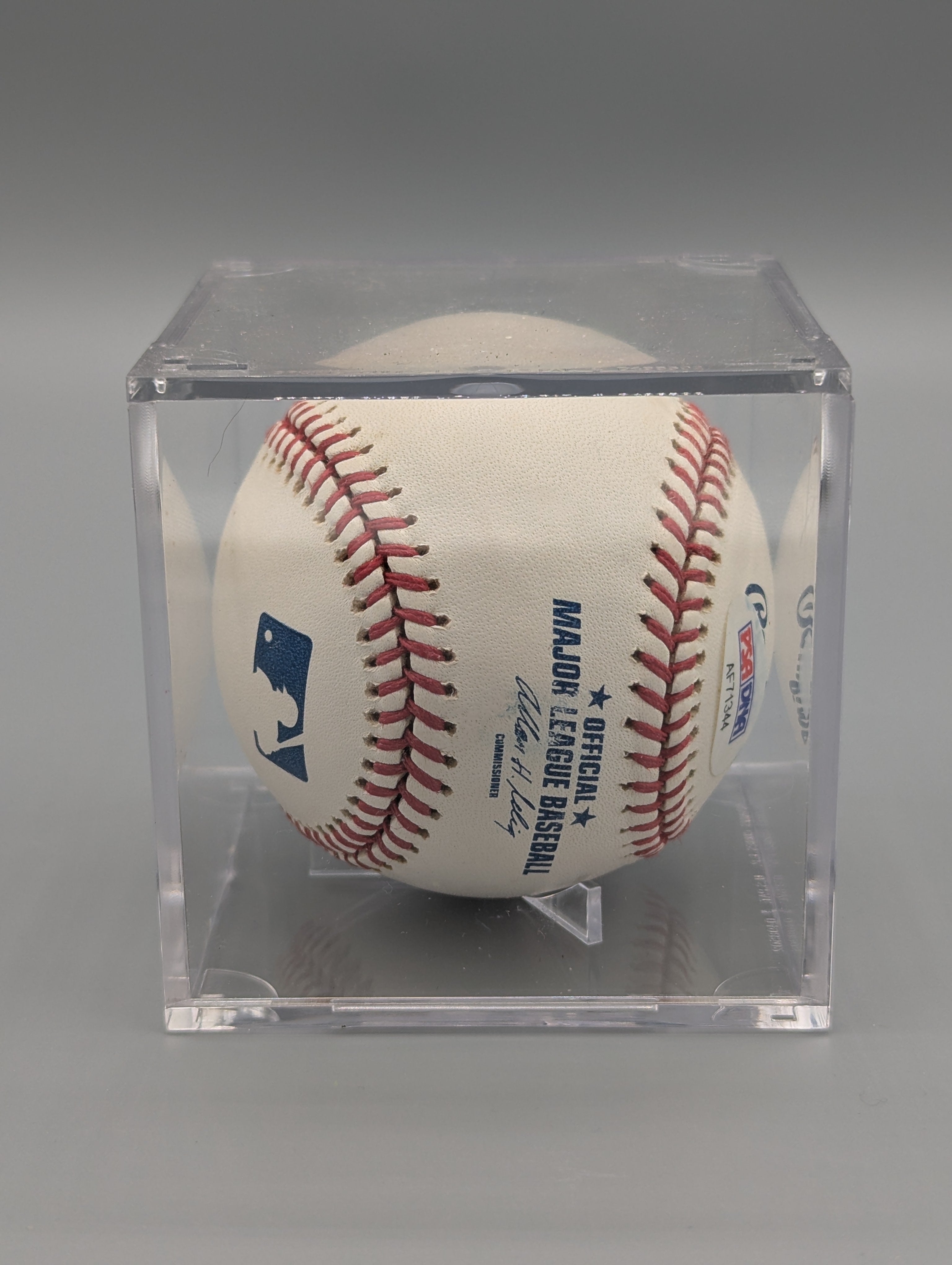 Official Major League Autographed Ball Whitey Ford PSA/DNA