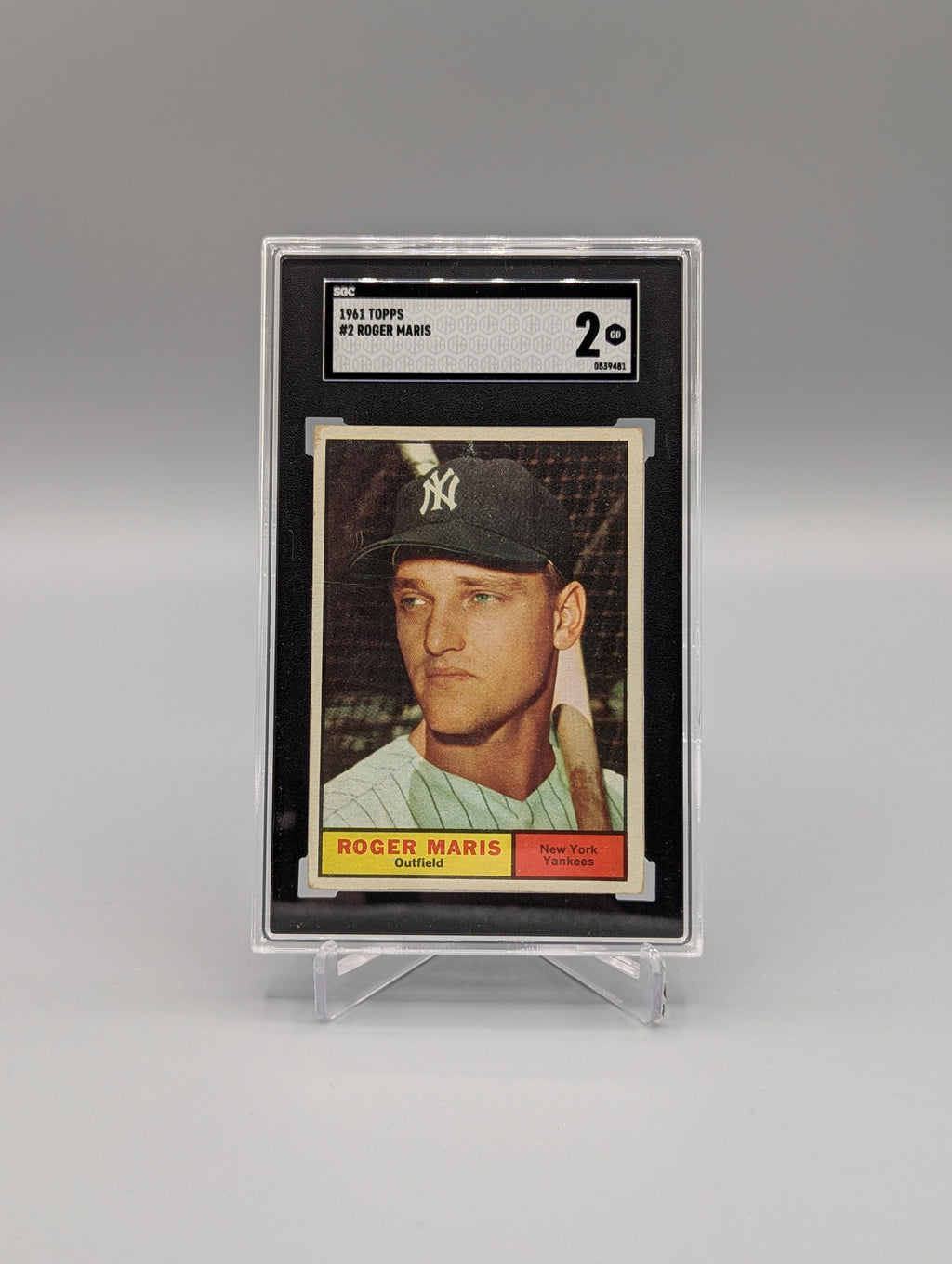 1961 Topps #2 Roger Maris SGC 2 Yankees