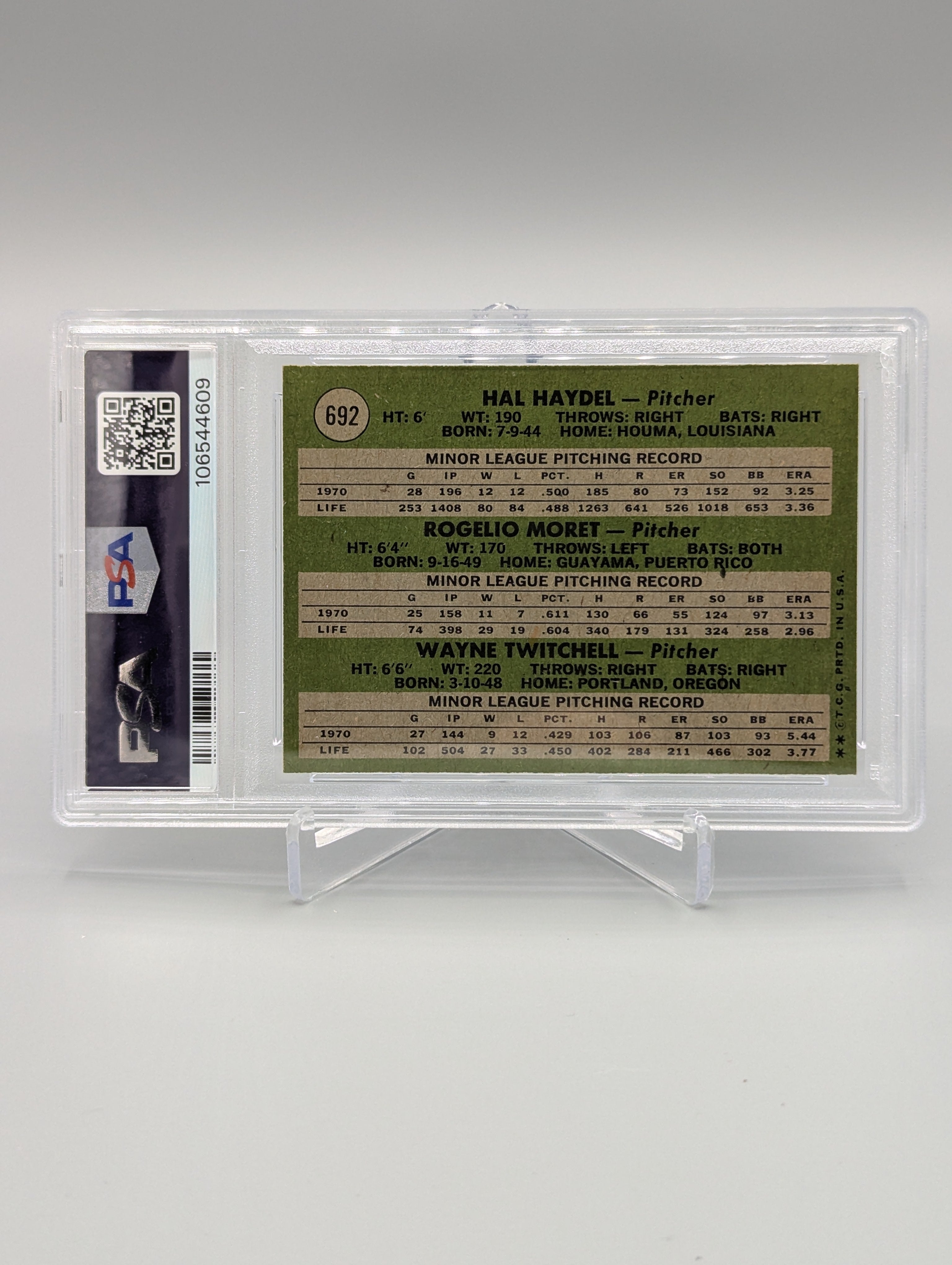 1971 Topps #692 A.L. Pitchers Haydel/Moret/Twitchell PSA7