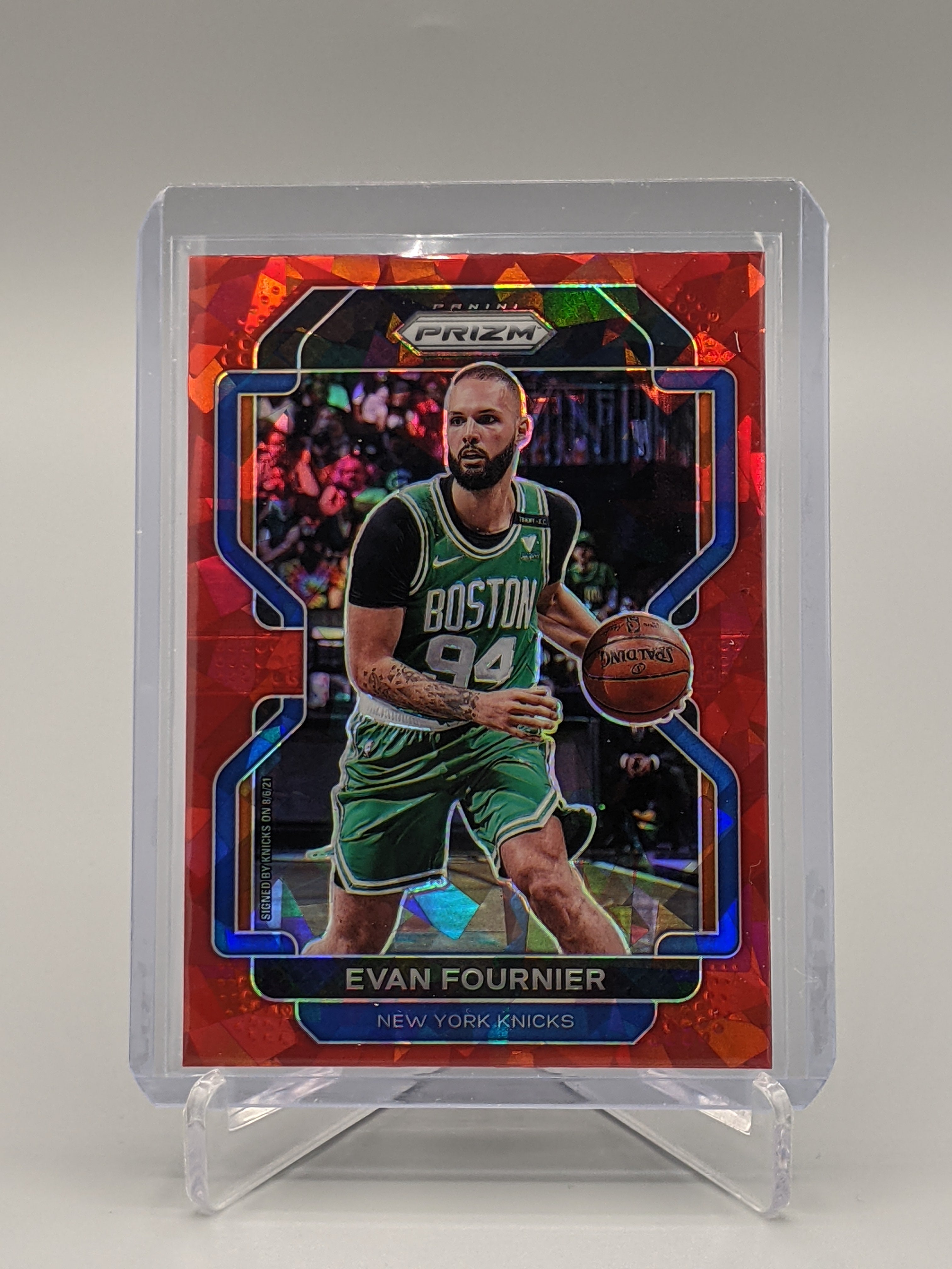 2021-22 Prizm Red Ice Prizm #153 Evan Fournier Celtics