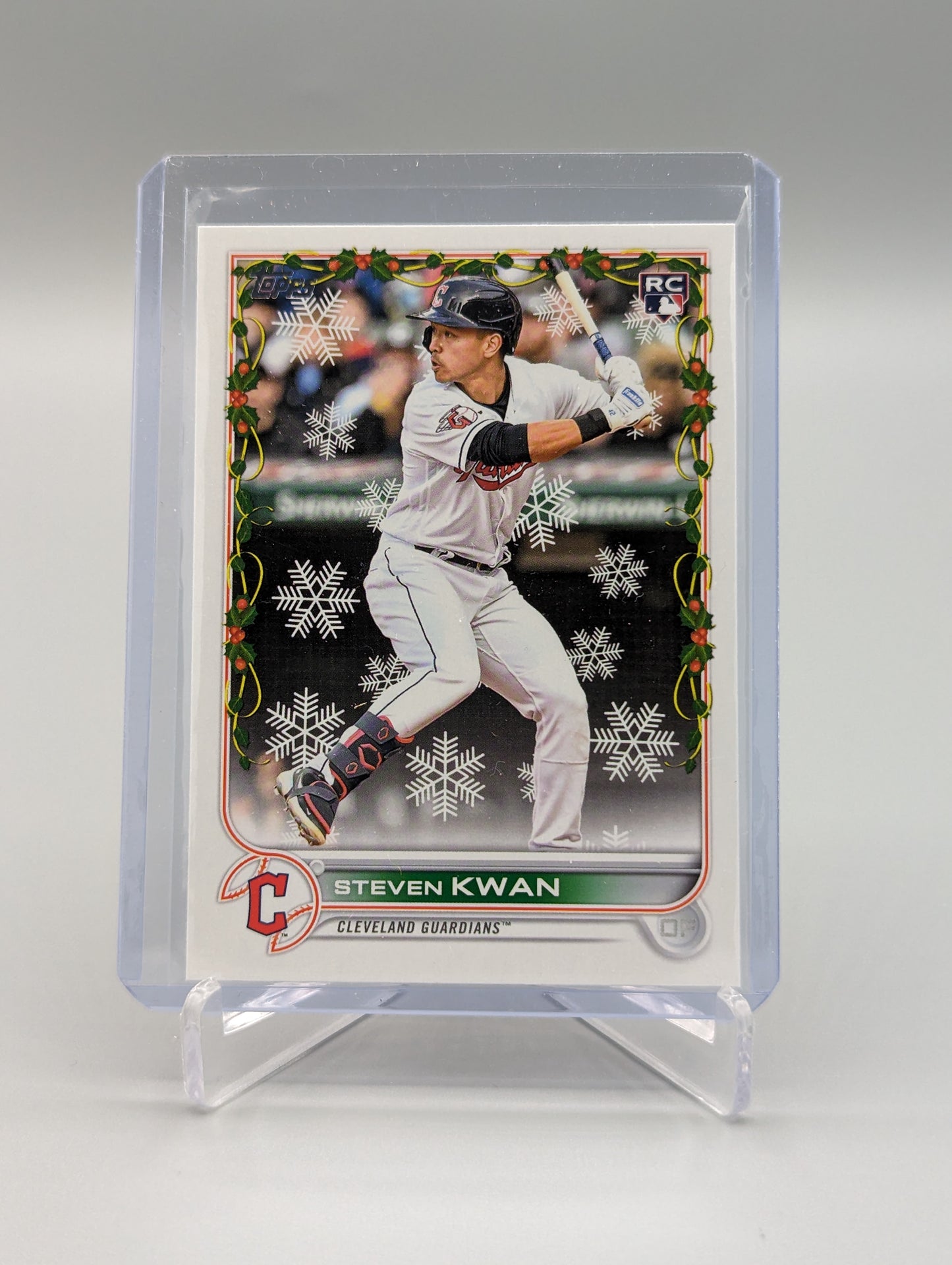 2022 Topps Holiday #HW21 Steven Kwan RC Guardians